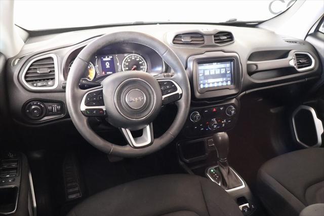 2018 Jeep Renegade Latitude FWD 2018 Jeep Renegade Latitude FWD