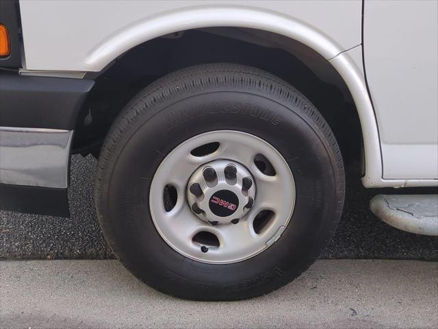 2023 GMC Savana Cargo RWD 2500 Regular Wheelbase Work Van