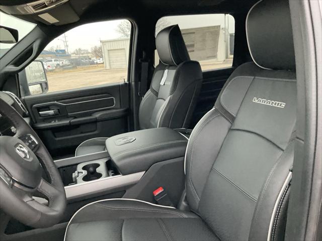 2026 Ram 3500 Laramie Crew Cab 4x4 8' Box