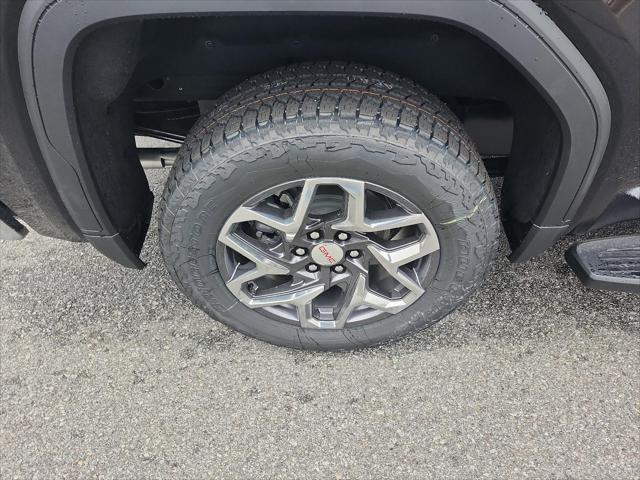 2026 GMC Sierra 1500 Crew Cab, Short Bed, SLT, 4WD