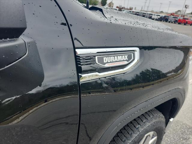2026 GMC Sierra 1500 Crew Cab, Short Bed, SLT, 4WD