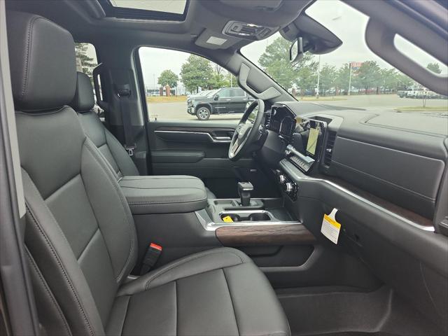2026 GMC Sierra 1500 Crew Cab, Short Bed, SLT, 4WD