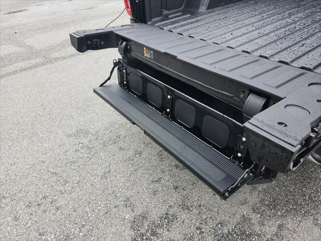 2026 GMC Sierra 1500 Crew Cab, Short Bed, SLT, 4WD