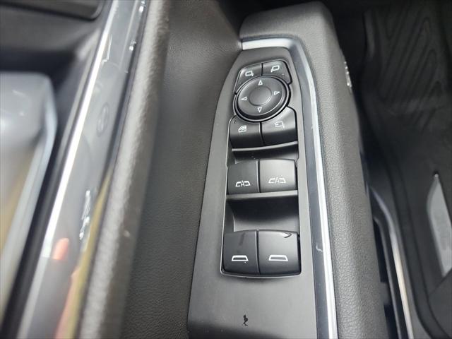 2026 GMC Sierra 1500 Crew Cab, Short Bed, SLT, 4WD