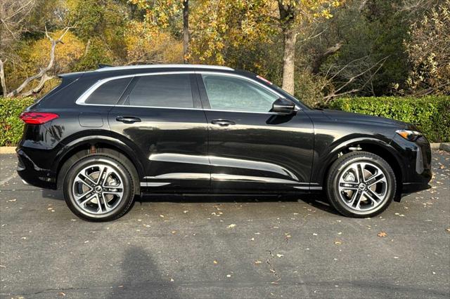2025 Audi Q5 Premium TFSI quattro S tronic