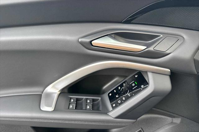 2025 Audi Q5 Premium TFSI quattro S tronic