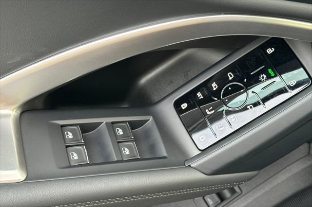 2025 Audi Q5 Premium TFSI quattro S tronic