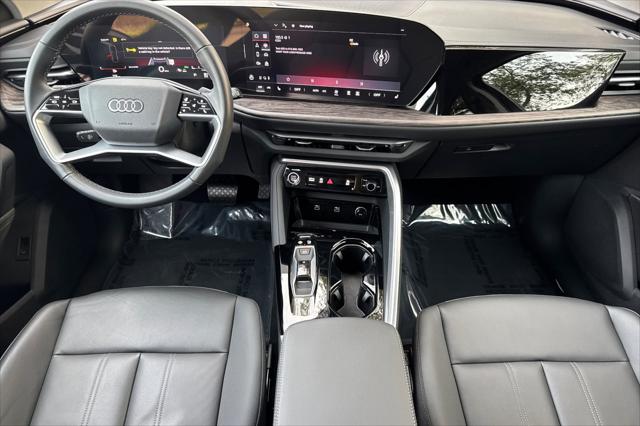 2025 Audi Q5 Premium TFSI quattro S tronic