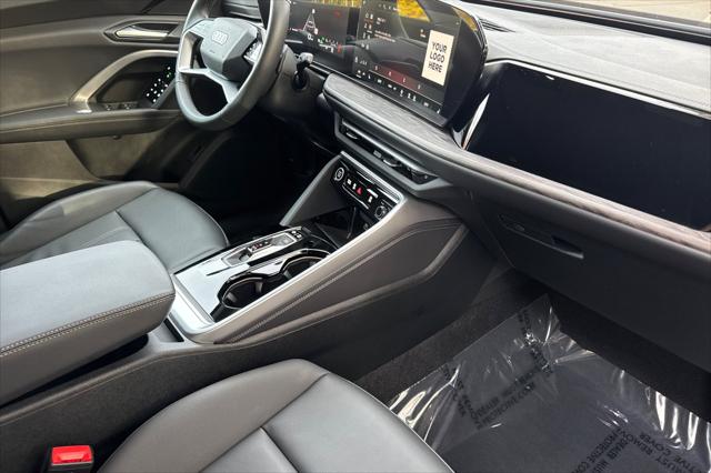 2025 Audi Q5 Premium TFSI quattro S tronic