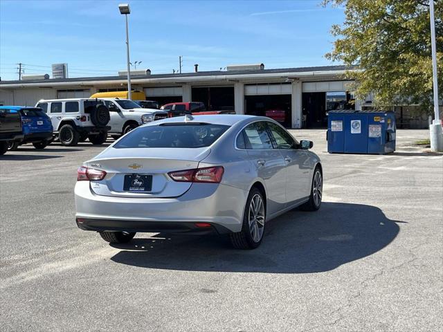 2022 Chevrolet Malibu FWD LT