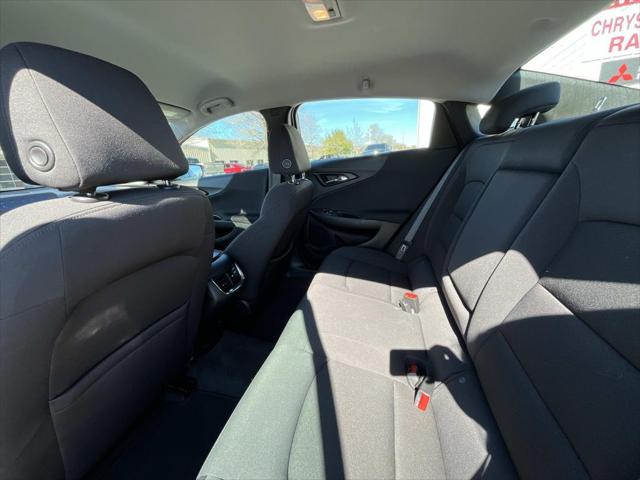 2022 Chevrolet Malibu FWD LT
