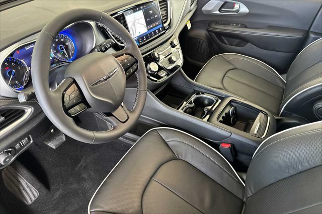 2026 Chrysler Pacifica Limited AWD