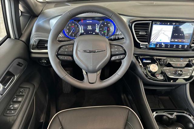 2026 Chrysler Pacifica Limited AWD