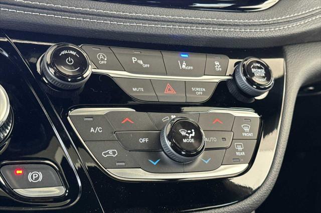 2026 Chrysler Pacifica Limited AWD