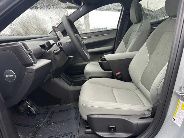 2026 Volvo EX30 Plus Twin Motor Performance, Fully electric