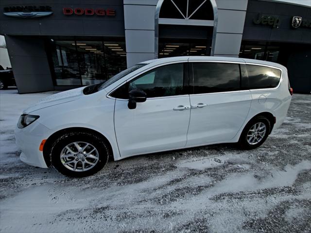 2026 Chrysler Voyager VOYAGER LX