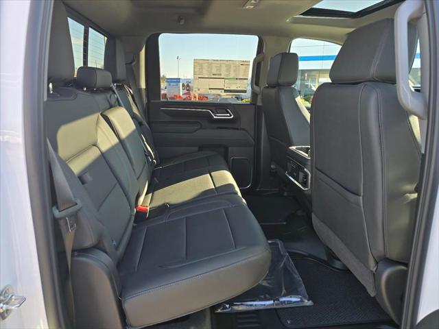 2026 GMC Sierra 2500HD Crew Cab, Standard Bed, SLT, 4WD