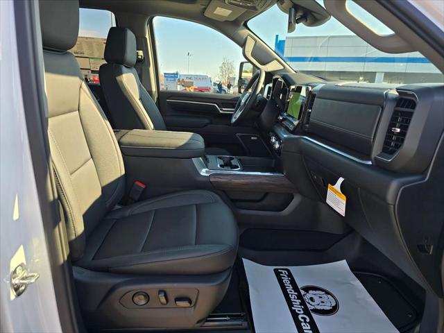 2026 GMC Sierra 2500HD Crew Cab, Standard Bed, SLT, 4WD
