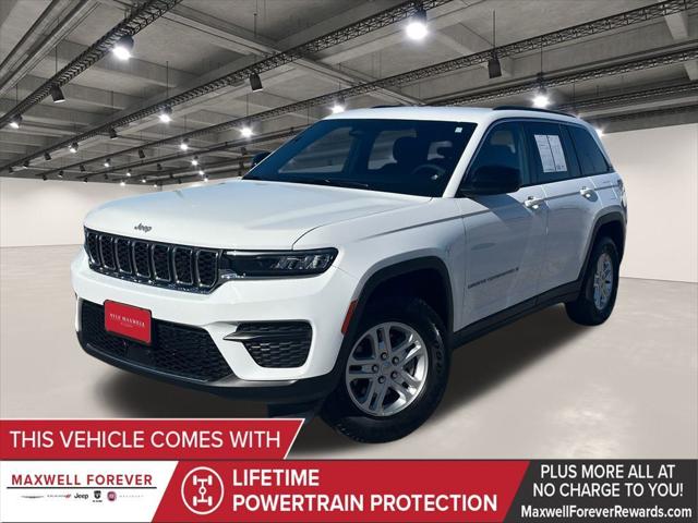 2025 Jeep Grand Cherokee Laredo 4x2