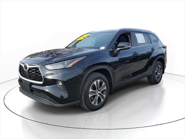 2024 Toyota Highlander XLE 2024 Toyota Highlander XLE