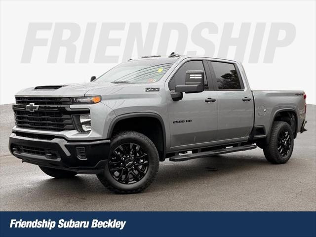 2025 Chevrolet Silverado 2500HD 4WD Crew Cab Standard Bed Custom