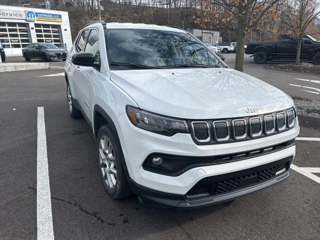 2022 Jeep Compass Latitude Lux 4x4