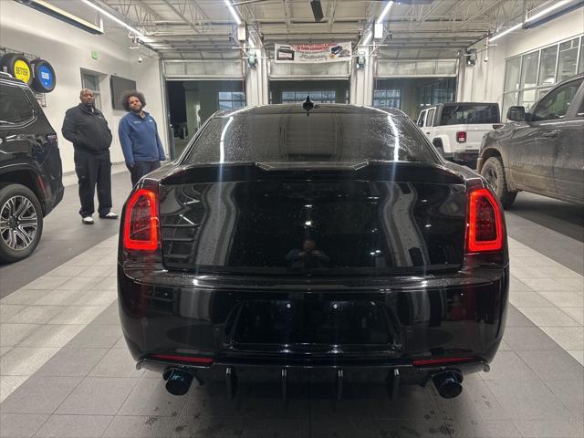 2022 Chrysler 300 Touring L