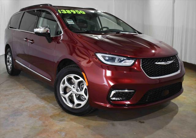 2023 Chrysler Pacifica Limited AWD