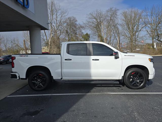 2022 Chevrolet Silverado 1500 4WD Crew Cab Short Bed RST