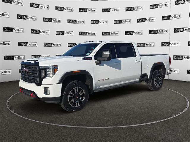 2022 GMC Sierra 2500HD 4WD Crew Cab Standard Bed AT4