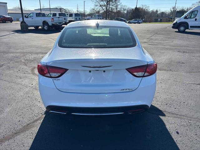 2015 Chrysler 200 C 2015 Chrysler 200 C