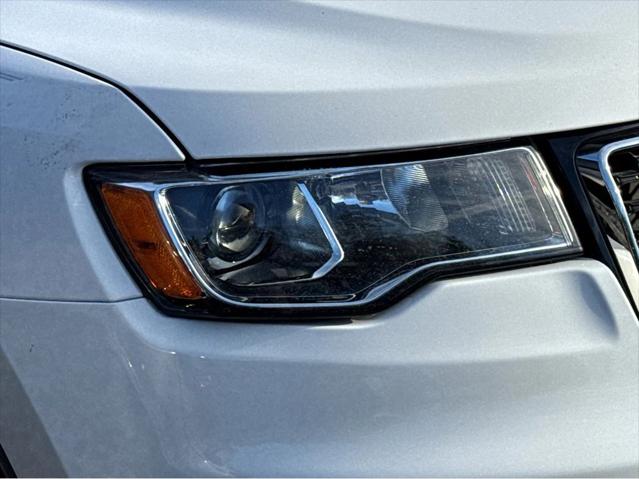 2021 Jeep Grand Cherokee Limited 4x4 2021 Jeep Grand Cherokee Limited 4x4