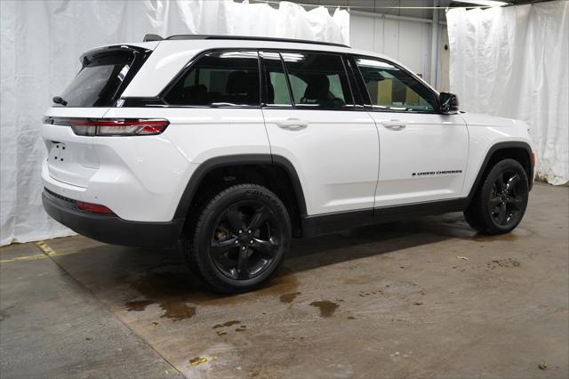 2023 Jeep Grand Cherokee Altitude 4x4 2023 Jeep Grand Cherokee Altitude 4x4