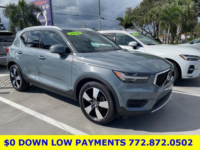 2020 Volvo XC40 T5 Momentum