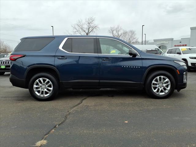 2022 Chevrolet Traverse AWD LS