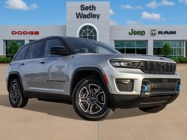 2022 Jeep Grand Cherokee 4xe Trailhawk