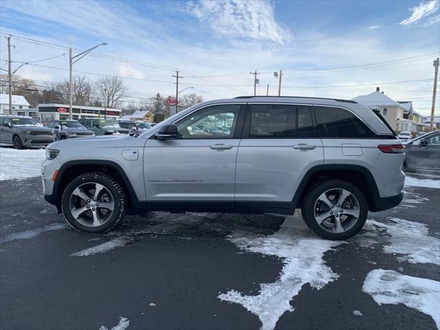 2023 Jeep Grand Cherokee 4xe Base
