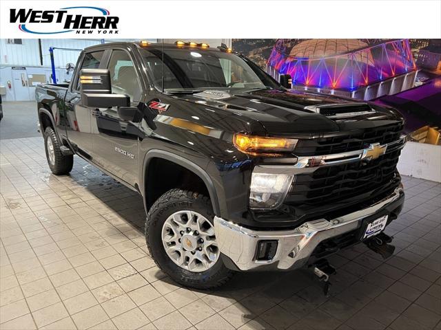 2024 Chevrolet Silverado 2500HD 4WD Crew Cab Standard Bed LT