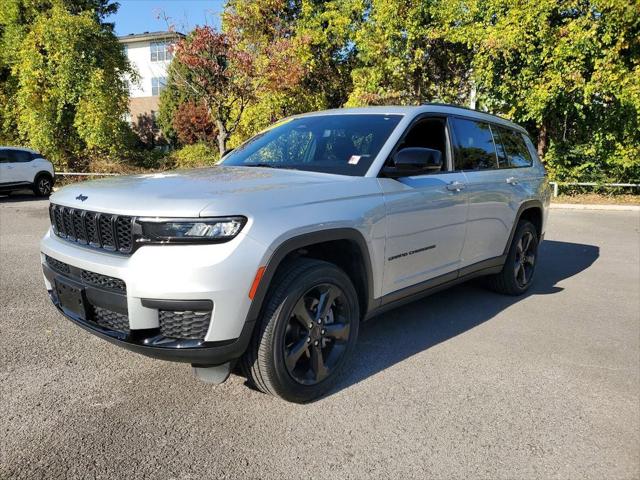 2023 Jeep Grand Cherokee L Altitude 4x4