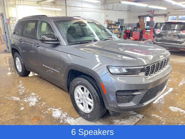 2024 Jeep Grand Cherokee Laredo 4x4 2024 Jeep Grand Cherokee Laredo 4x4