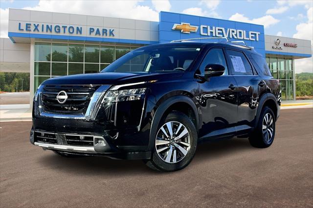 2023 Nissan Pathfinder SL 4WD