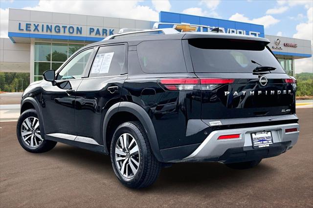 2023 Nissan Pathfinder SL 4WD