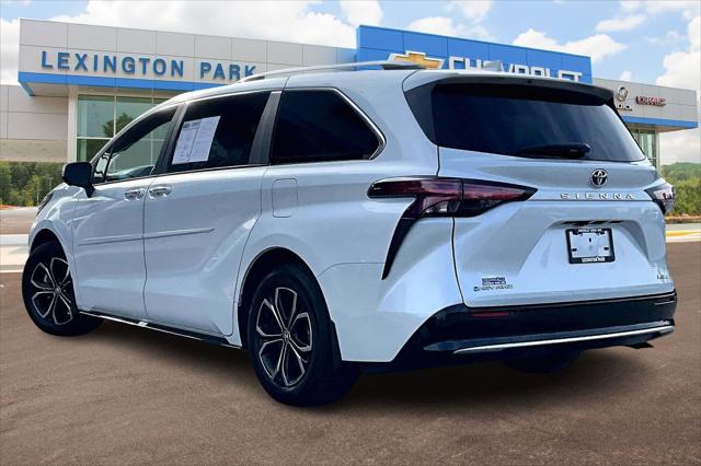 2025 Toyota Sienna Platinum 2025 Toyota Sienna Platinum