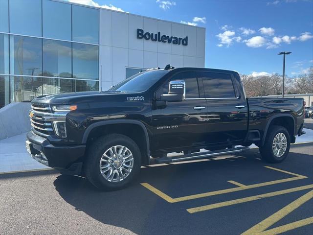2021 Chevrolet Silverado 2500HD 4WD Crew Cab Standard Bed High Country