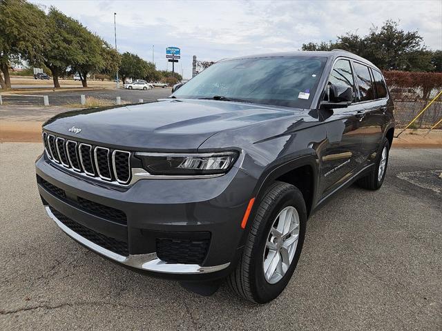 2022 Jeep Grand Cherokee L Laredo 4x4 2022 Jeep Grand Cherokee L Laredo 4x4