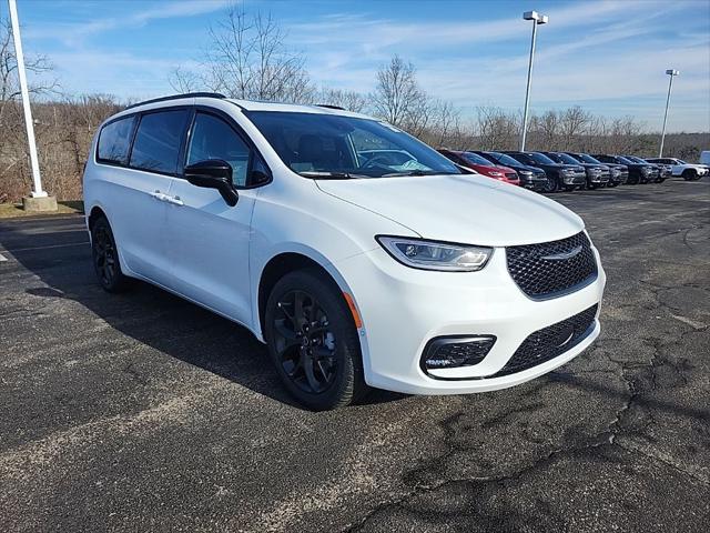 2026 Chrysler Pacifica PACIFICA LIMITED AWD