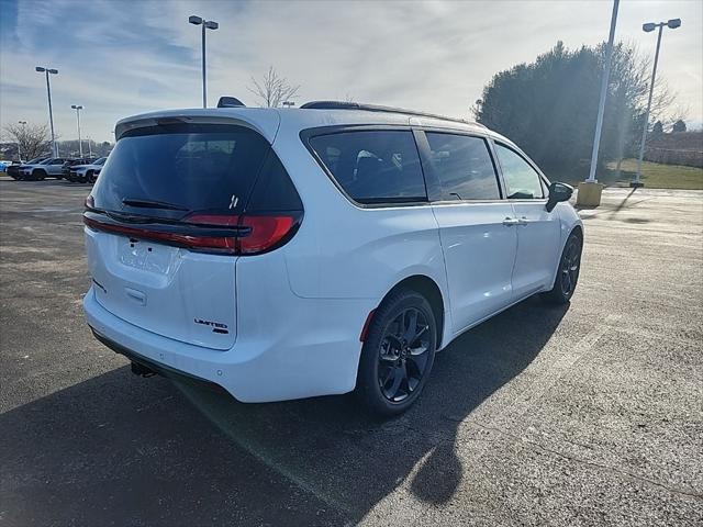 2026 Chrysler Pacifica PACIFICA LIMITED AWD