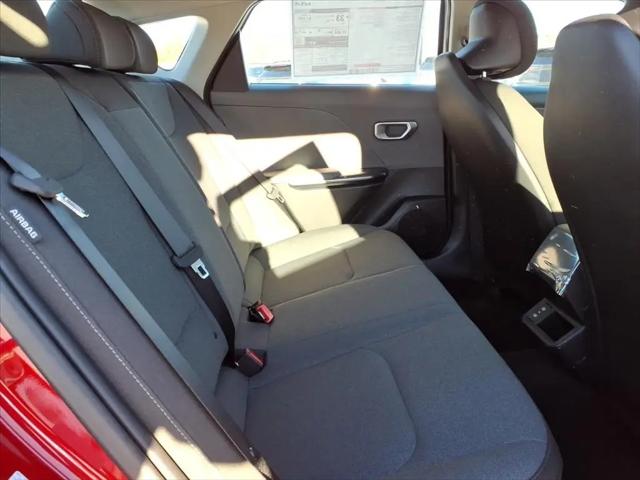 2025 Kia K4 LXS