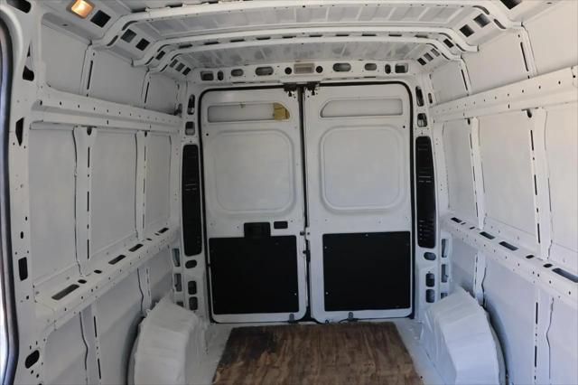 2024 Ram ProMaster 2500 Cargo Van Tradesman High Roof 159" WB w/Pass Seat