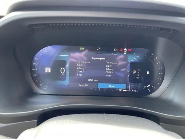 2026 Volvo XC40 Black Edition Ultra, B5 AWD Gas (mild hybrid)